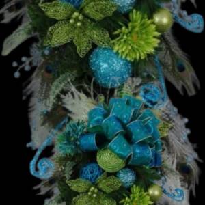 Gift Blue Christmas Décor | Hamptons Style Homes | Large Xmas Wreath | Studio Forever Bloom