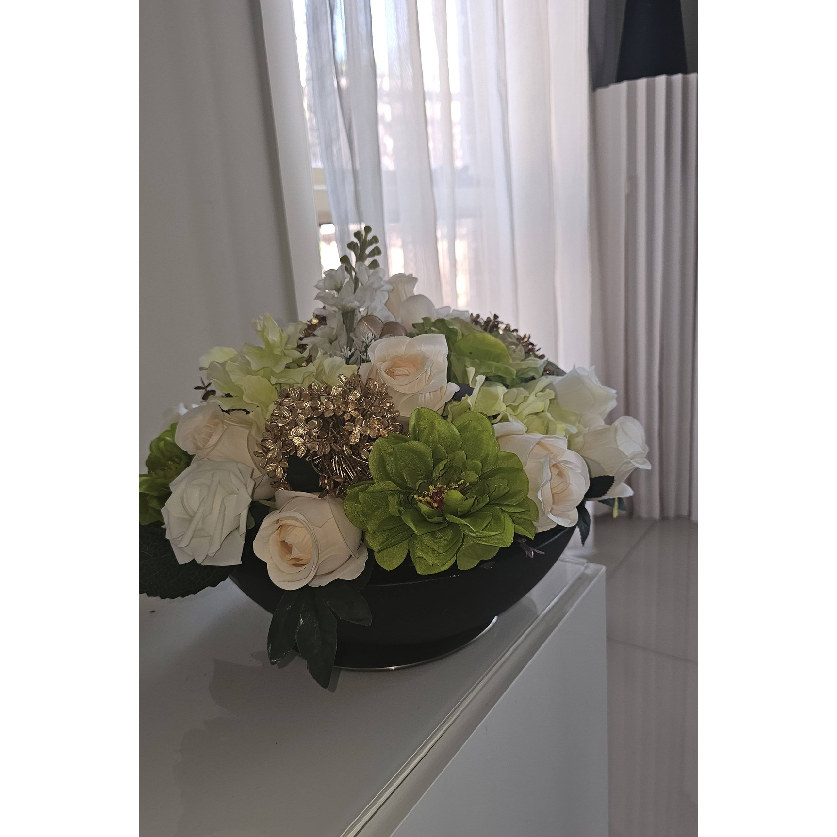 Luxury Gold Arch & Fluted Plinth Floral Set featuring handmade peach lilies, ivory silk roses, and white ribbed pedestals by Studio Forever Bloom.